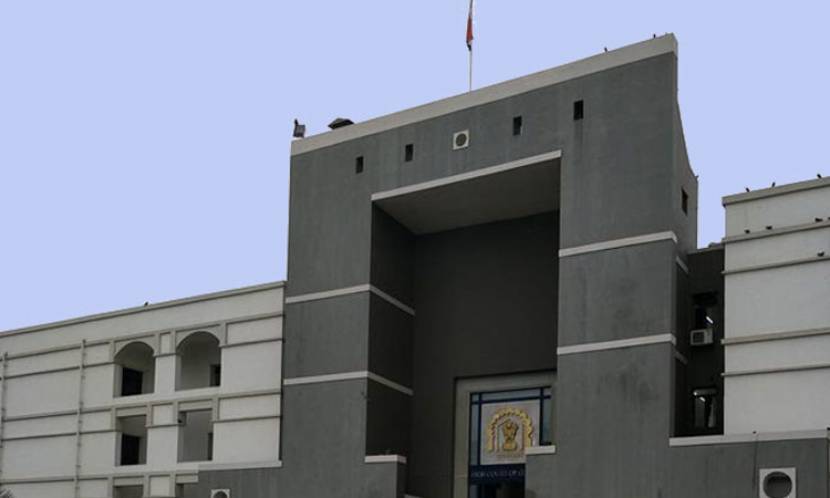 No Direction From Gujarat High Court To Abort 27-Week Fetus, Financial Support To Her Family Ordered No Direction From Gujarat High Court To Abort 27-Week Fetus, Financial Support To Her Family Ordered