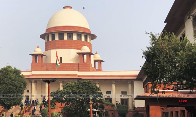 Tatas vs Cyrus Mistry : SC Issues Notice On Plea Against NCLAT Observations On Registrar Of Companies