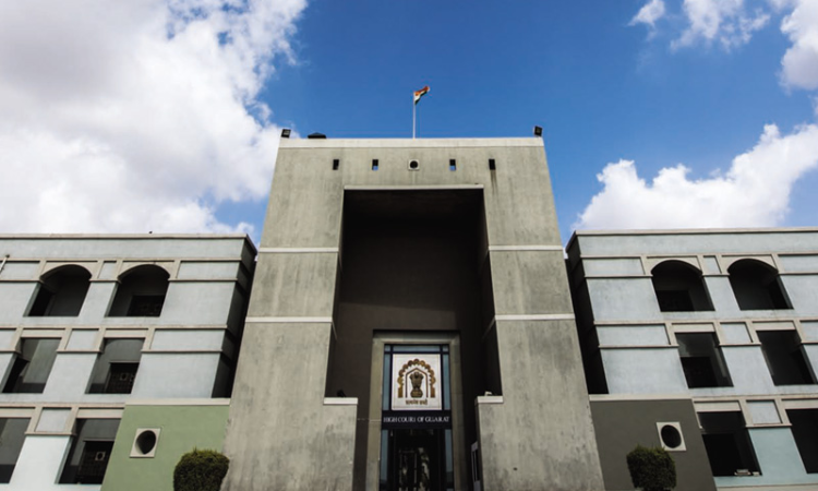 Gujarat high court, caste system, No Religion No Caste certificate,