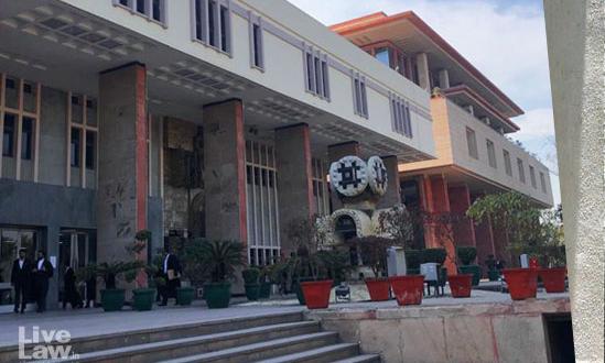 Arbitrator Cannot Invalidate Admitted Retirement Deed Without Recording Clear Finding Of Fabrication Or Manipulation: Delhi High Court