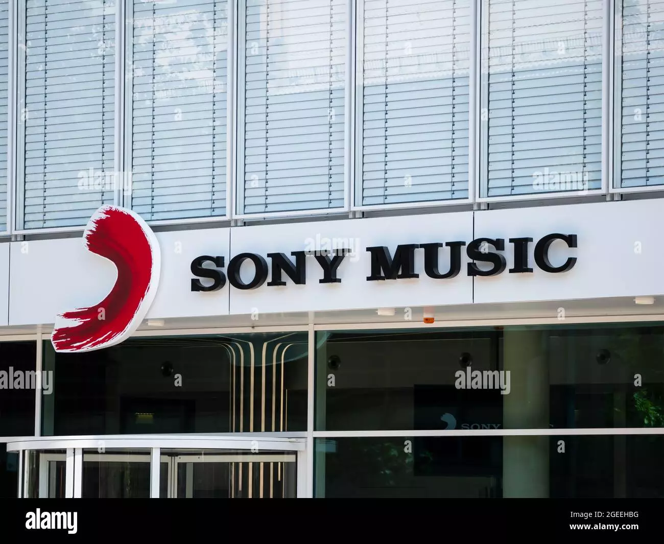 Sony Music, Universal Music Group And Warner Records Sue AI Startups Suno And Udio For Copyright Infringement