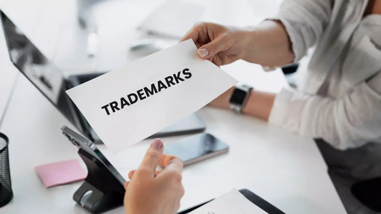 Name Clashes: Resolving Conflicts Between Corporate Identities And Trademarks Name Clashes: Resolving Conflicts Between Corporate Identities And Trademarks