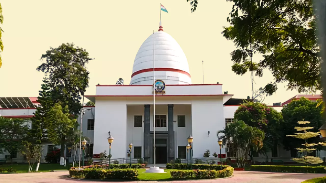 CGST Act | Gauhati High Court Reads Down S.16(2)(aa); Says ITC Cant Be Denied To Bona Fide Buyer For Suppliers Default CGST Act | Gauhati High Court Reads Down S.16(2)(aa); Says ITC Cant Be Denied To Bona Fide Buyer For Suppliers Default